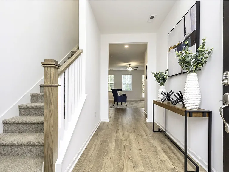 325 Bryland Way — Photo 3