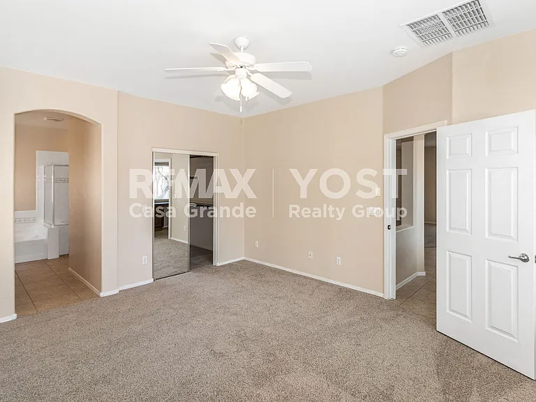 254 W Seven Seas Dr — Photo 7