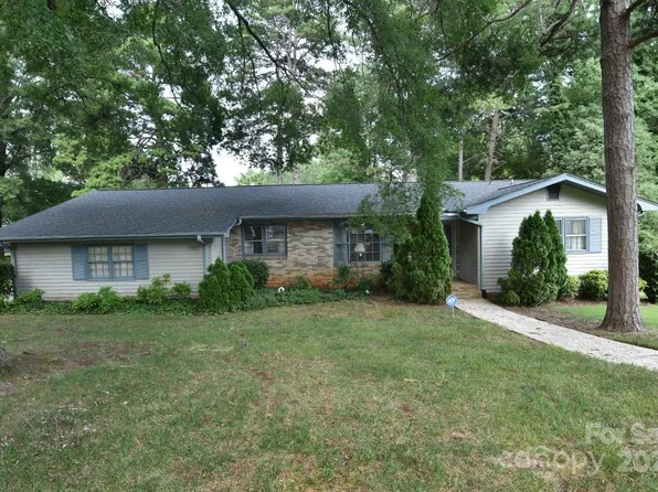 310 Linn Cir, Salisbury, NC 28144