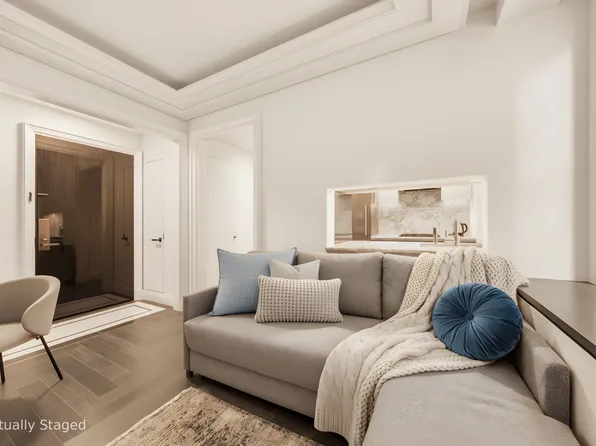 301 Park Avenue image 1 of 14