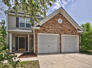 10700 Glenluce Ave, Charlotte, NC 28213