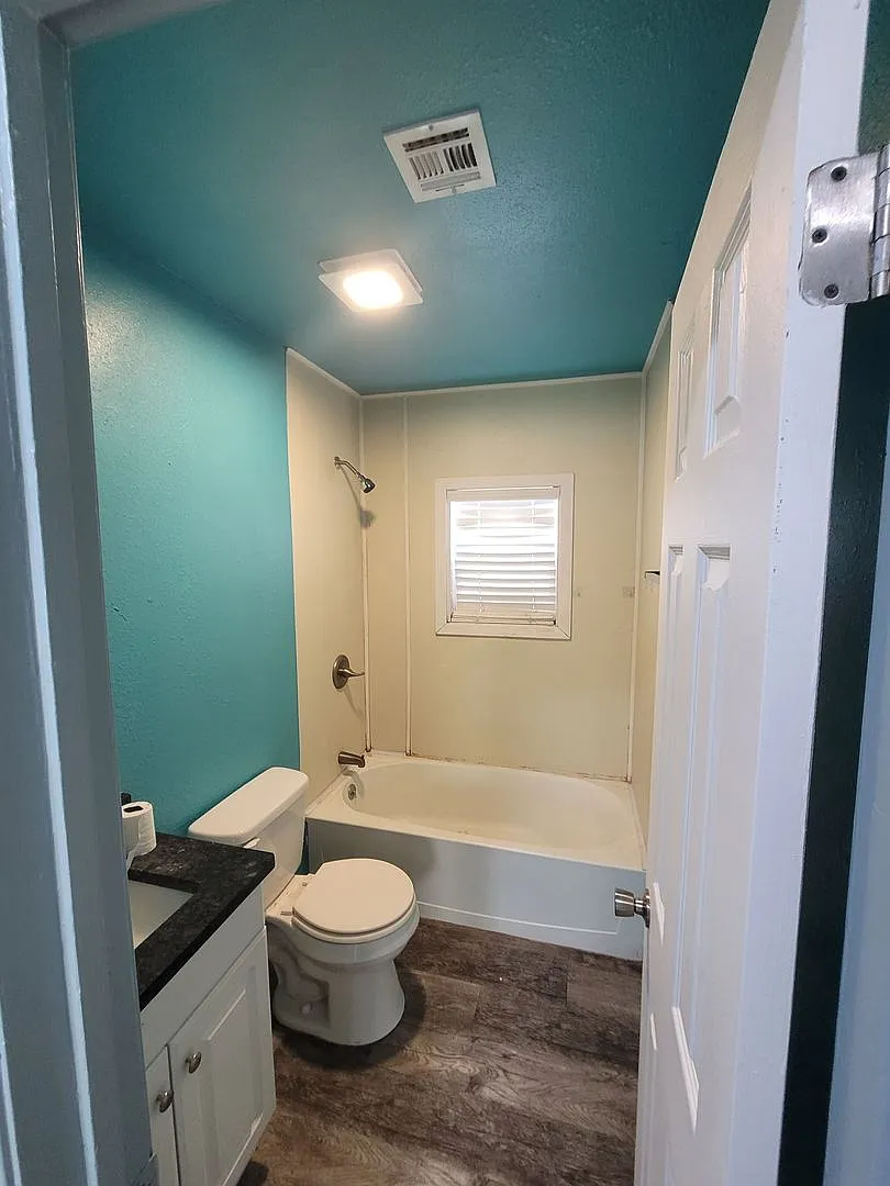 555 E Harmon Midwest City, OK — Photo 3