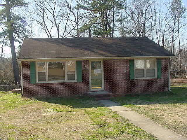 1st image of 1436 W Chaloner Dr