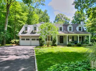 17 Rocaton Rd, Darien, CT 06820