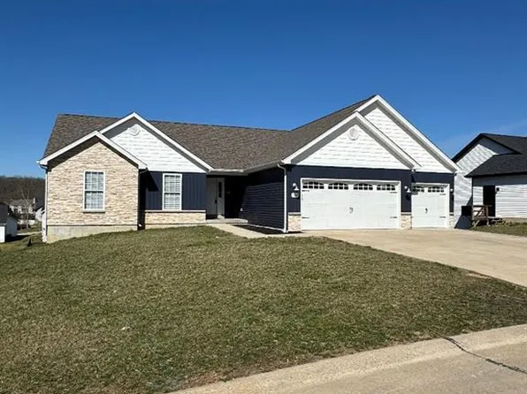 209 Auburn Ridge Dr, Troy, MO 63379