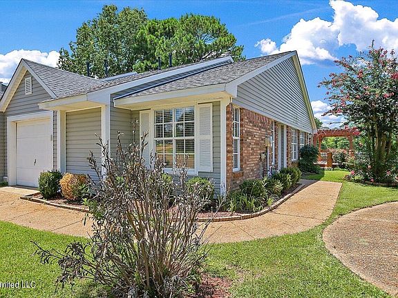 3rd image of 607 Harbor Ridge Dr