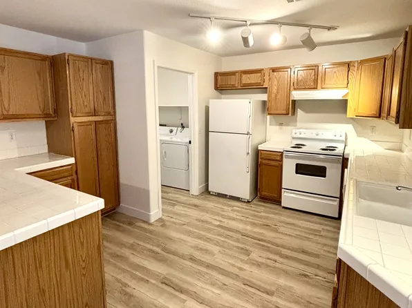 3677 Renovah St Unit 101, Las Vegas, NV 89129