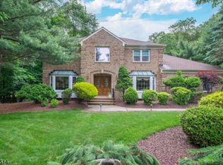 3 Nathan Dr, Randolph, NJ 07869