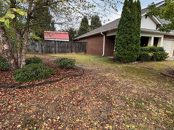 3rd image of 1501 Joy St SE