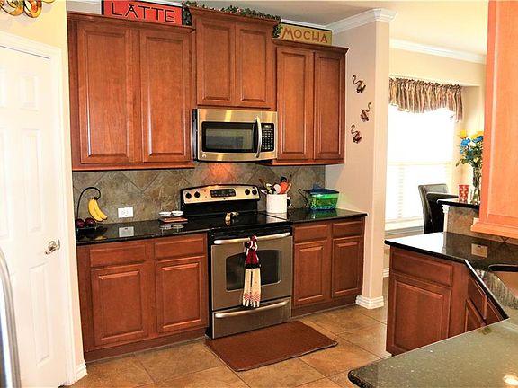 5th image of 12505 Fair Ln