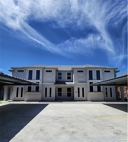 1207 Fig Ave #1 Photo 1