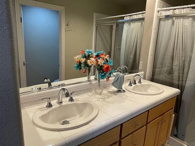 55 Waterford Ct — Photo 20