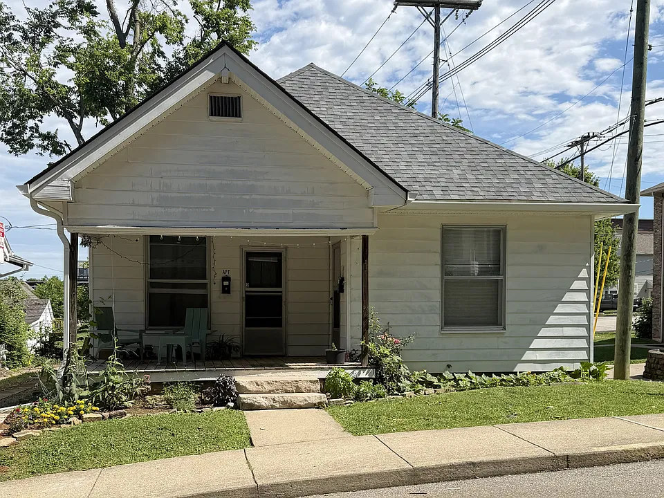 411 E Smith Ave #2
