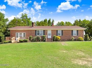 141 Parker Rd, Mount Olive, NC 28365