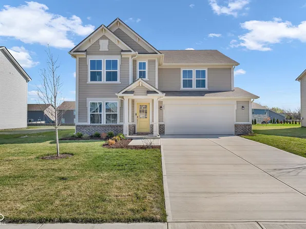 396 Weaver Ln, Pittsboro, IN 46167