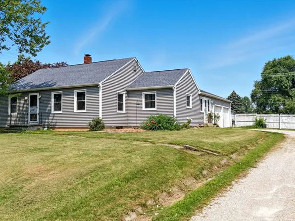 507 W State St, Ashley, IN 46705