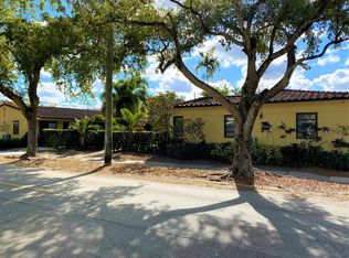 530 N 20 Ave, Hollywood, FL 33020