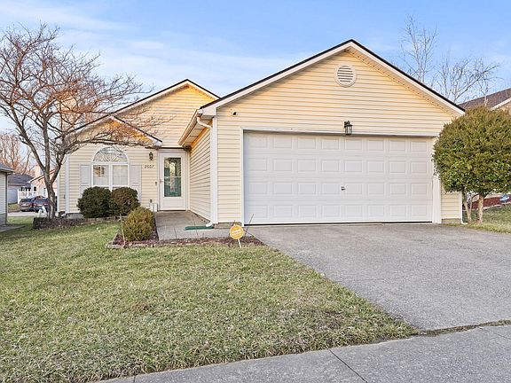 3rd image of 2607 Woodhill Dr