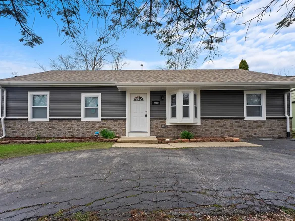 22706 Brookwood Dr, Sauk Village, IL 60411