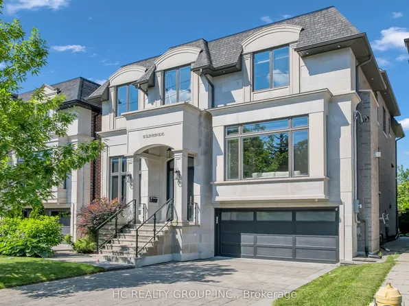 92 Glen Rush Blvd, Toronto, ON M5N 2V1