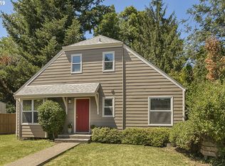 9245 SW Brooks Bend Pl, Portland, OR 97223