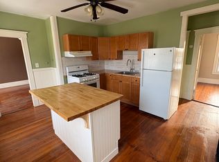 16 Victoria Park #3, Chicopee, MA 01020