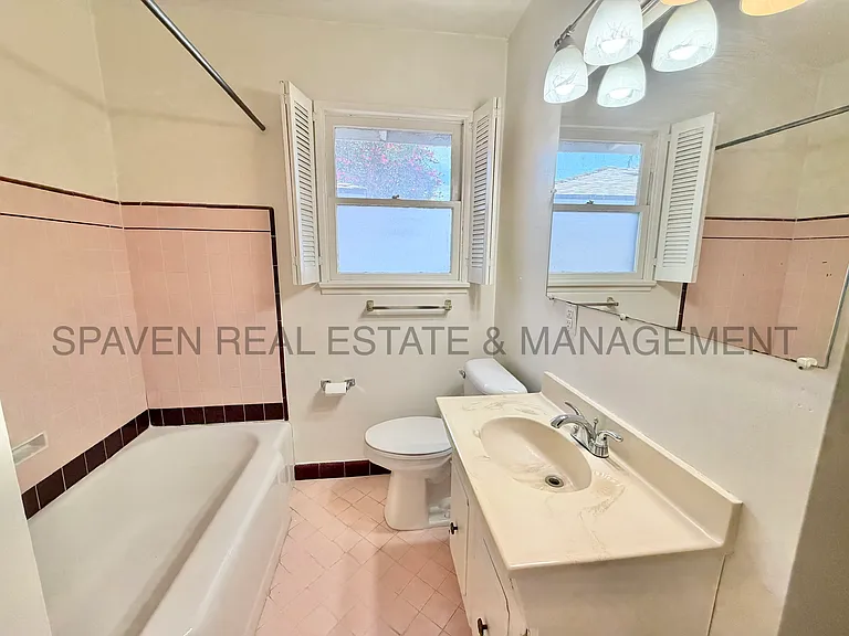 4750 El Molino Ave — Photo 11