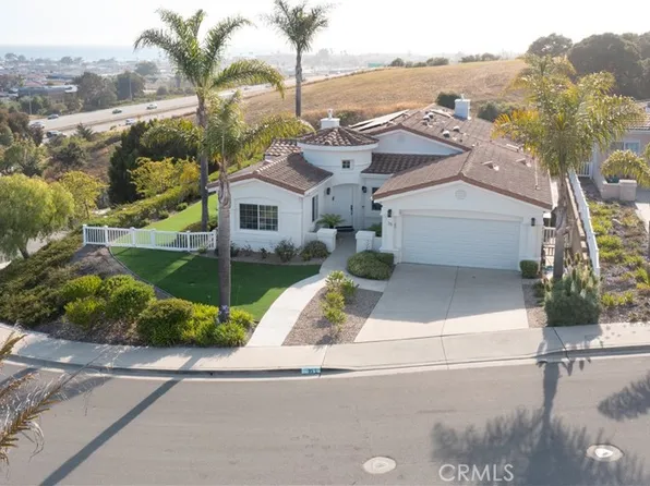 35 Capanna Ln, Pismo Beach, CA 93449