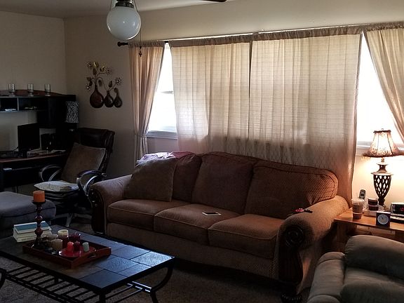 3rd image of 1417 N Highland Ave