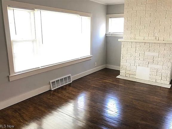 4th image of 7901 Dorver Ave