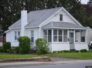 227 Mariaville Rd, Schenectady, NY 12306