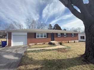 1300 S Lee Dr, Bowling Green, KY 42101