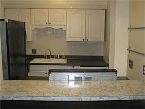 500 E Riverside Dr #109 — Photo 5