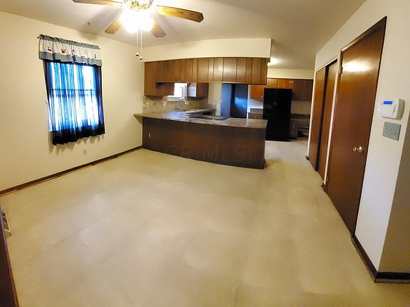 4th image of 222 Patti Dr