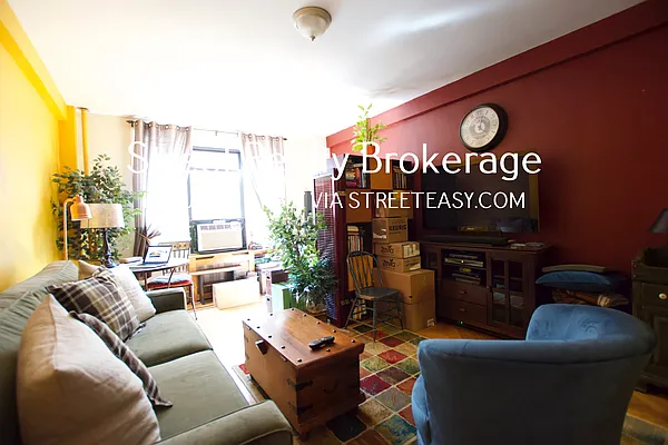 Rented by Street Realty Brokerage LLC | media 5