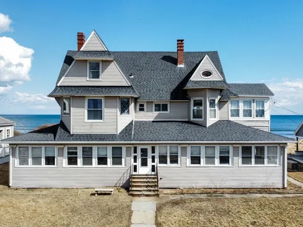 154 N End Blvd, Salisbury, MA 01952