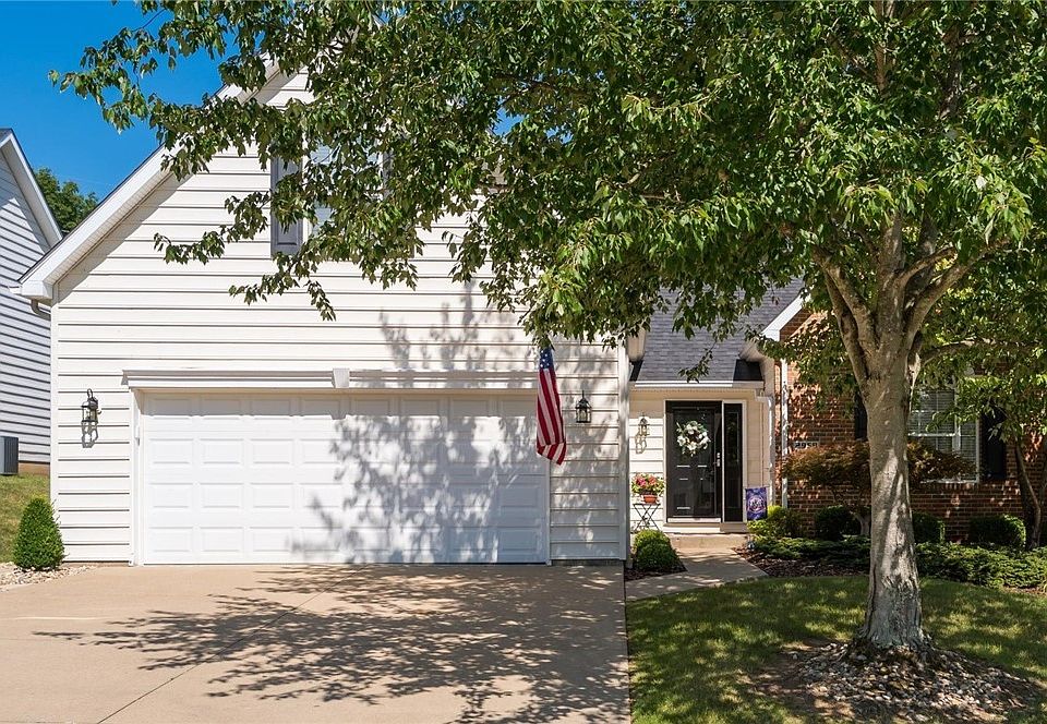 1st image of 2958 Eagle Crest Dr