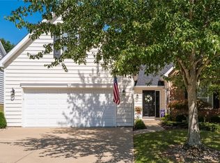 2958 Eagle Crest Dr, Zanesville, OH 43701