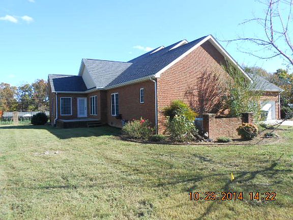 4th image of 625 Sherman Dr