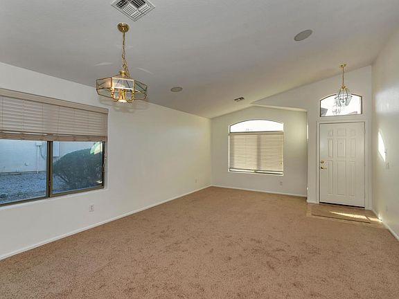 4th image of 26 W Brahman Blvd
