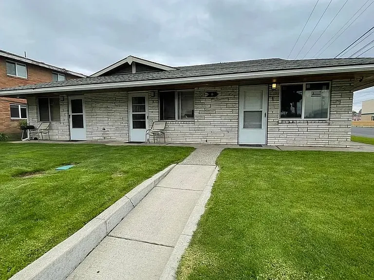 6104 N Lidgerwood St #7 — Photo 4