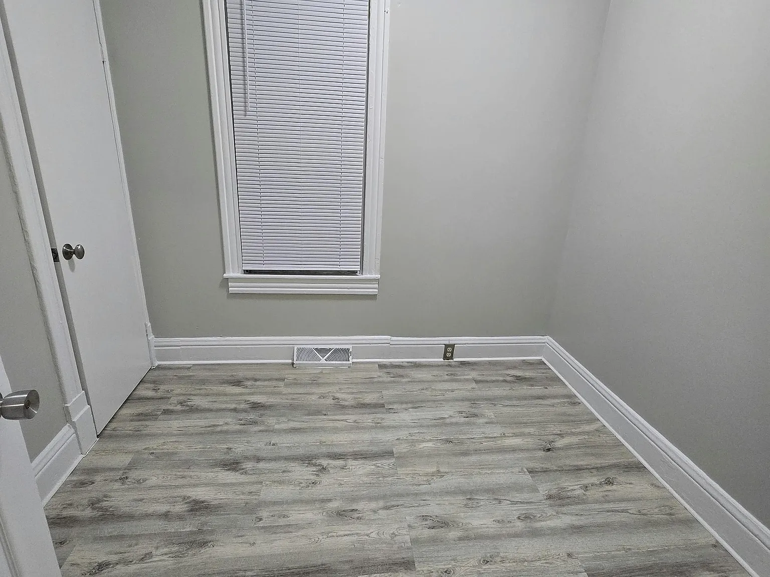 2 bed, $1,550 — Photo 4