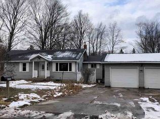 2372 Beaudoin St, Marquette, MI 49855