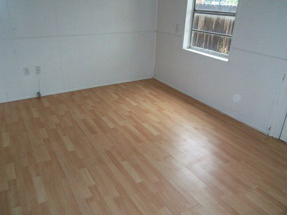 4th image of 5315 Avenue H