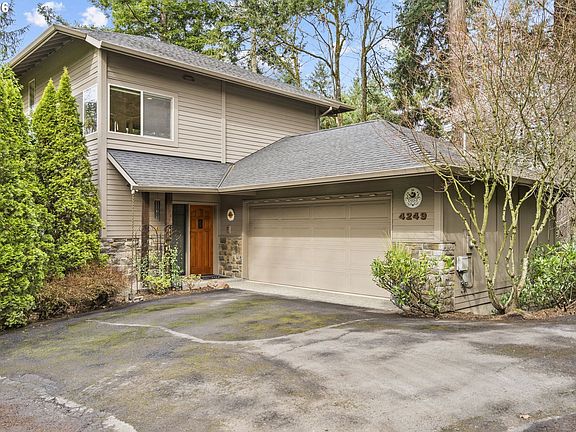 3rd image of 4249 SW Dosch Rd