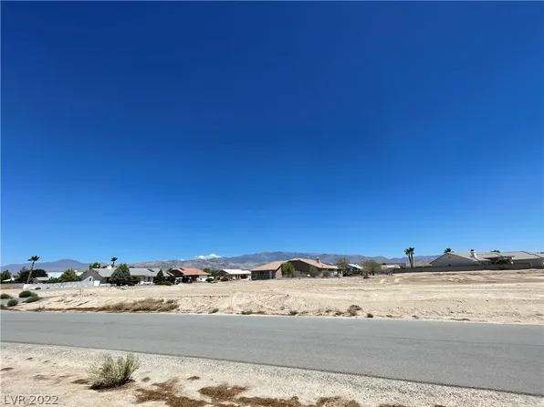5331 E Chasemoor St, Pahrump, NV 89061