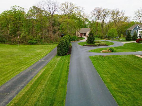 845 Clotts Rd, Columbus, OH 43230