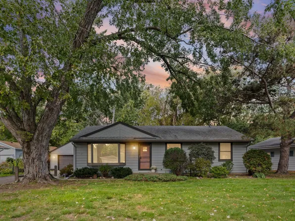 10230 York Ln, Bloomington, MN 55431