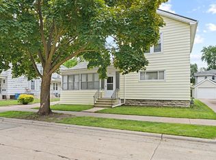 722 Wright St, Oshkosh, WI 54901