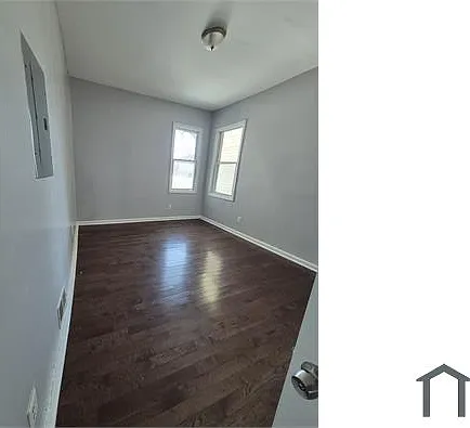 3 bed, $2,200 — Photo 3